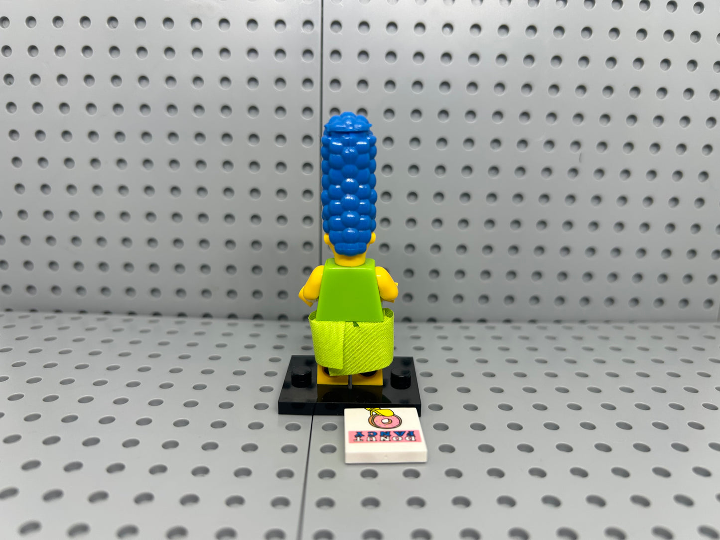 Bluebell Mom Custom Minifigure