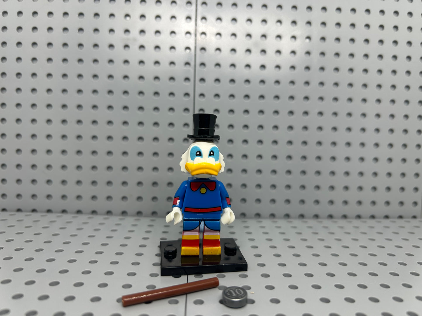 Scrooge McBrick Custom Minifigure