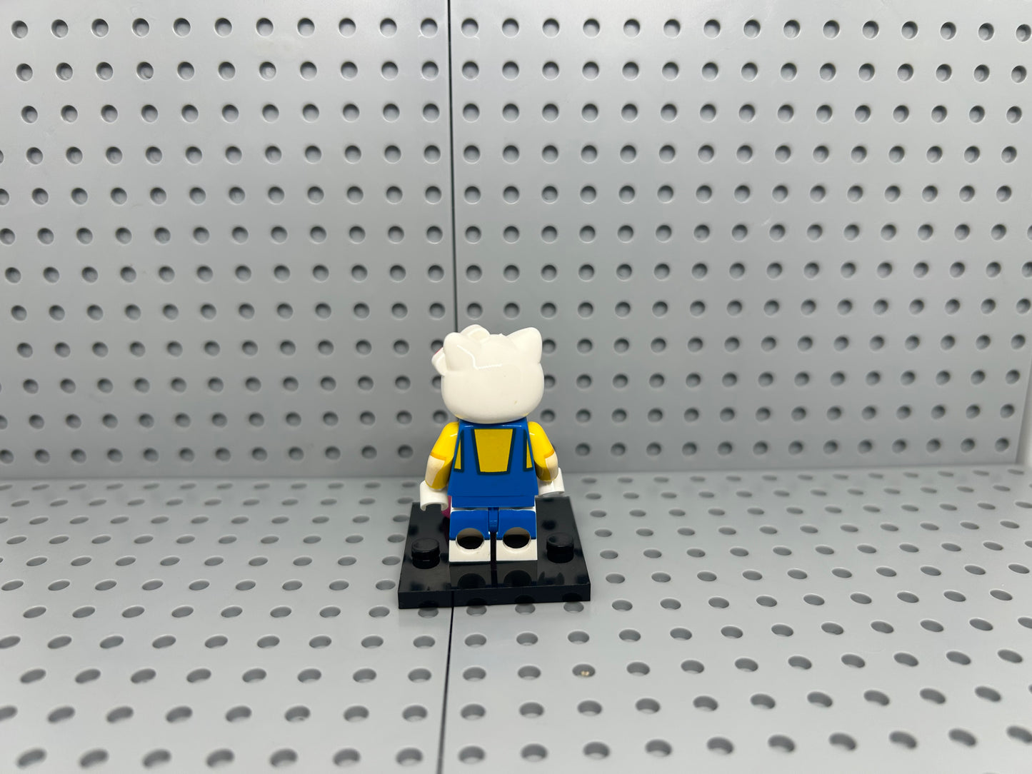Bella Bow Custom Minifigure