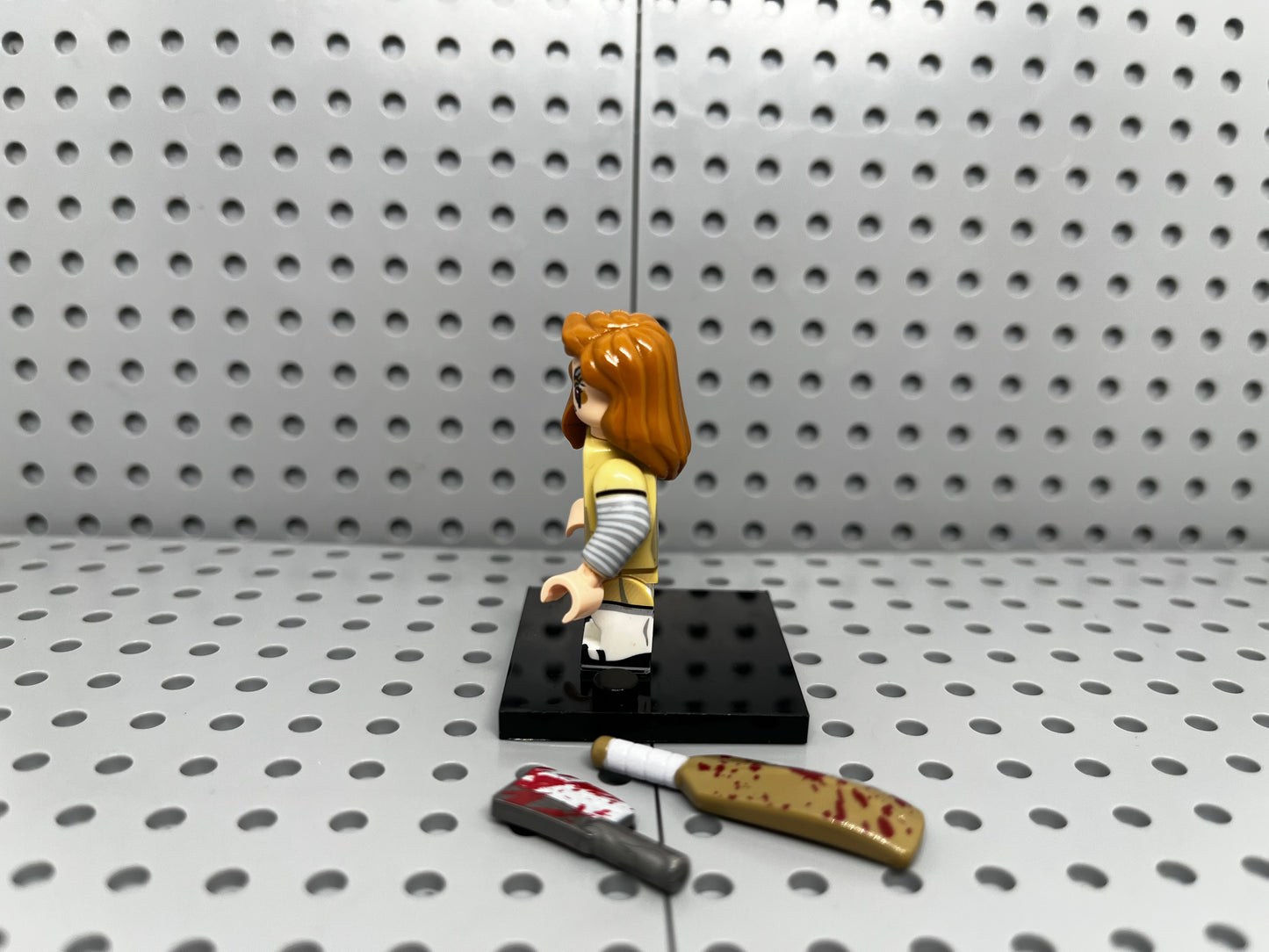 Killer Girl Custom Block-Style Figure