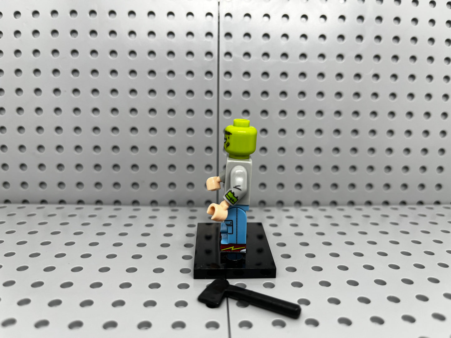 Green Zombie Custom Block-Style Figure