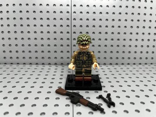 US Airborne Soldier Bar Custom Block-Style Figure