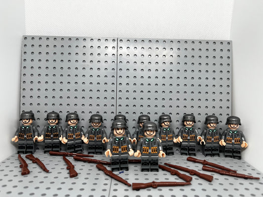 German Rifleman Soldiers Custom Block-Style Figures 12 Count
