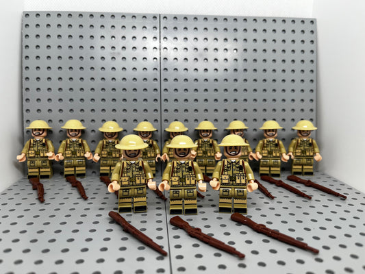 British Rifleman Soldiers Custom Block-Style Figures 12 Count