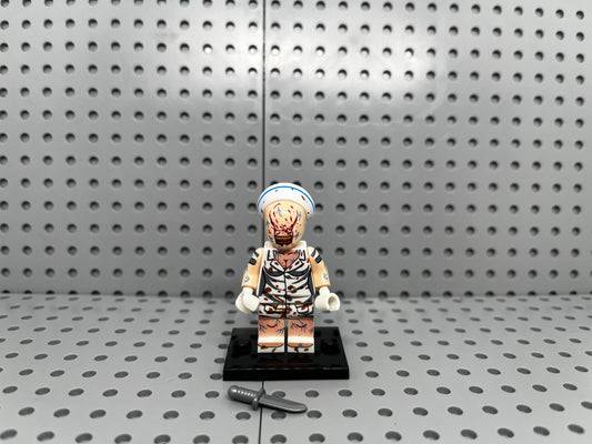 Zombi Nurse Custom Block-Style Figure
