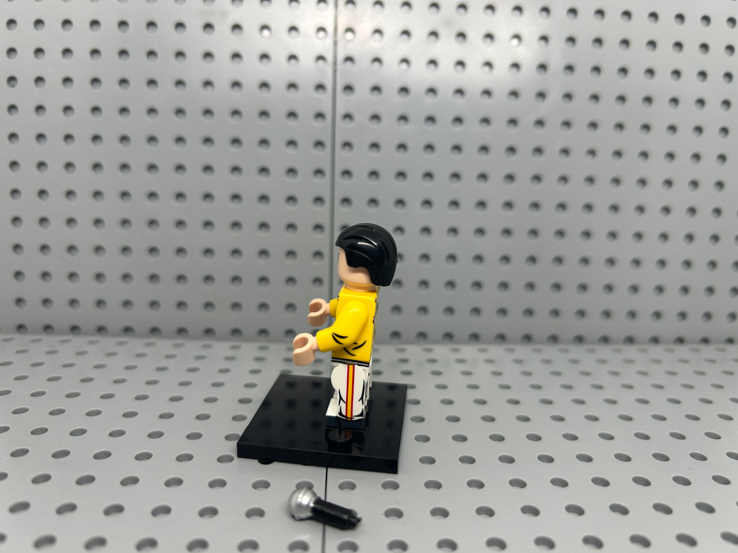 Freddie Mercury Custom Block-Style Figure