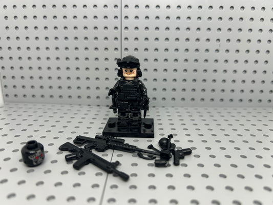 Black Ops Soldier Custom Block-Style Figure