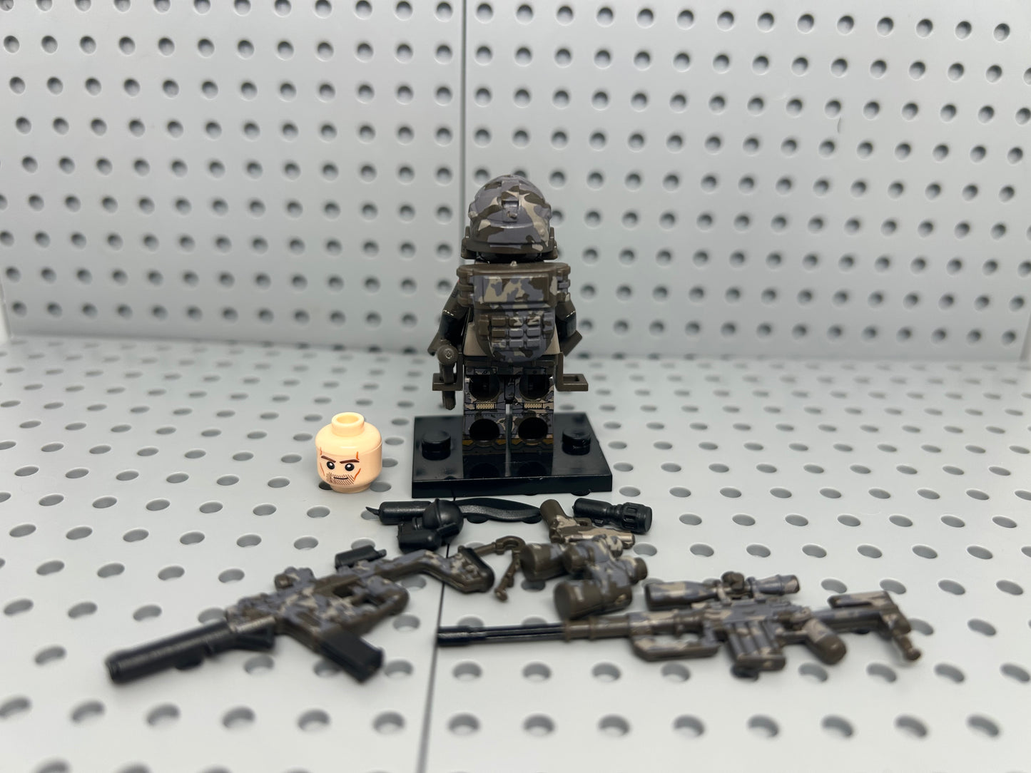 US Multicam Urban Soldier Custom Block-Style Figure