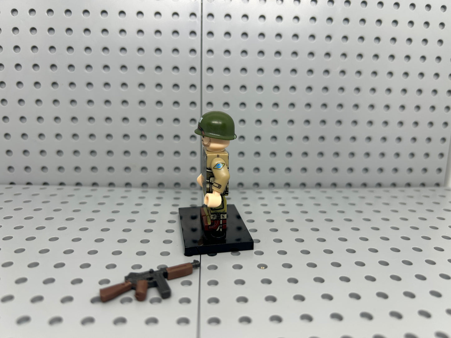 US Army Ranger Captain Custom Block-Style Figure
