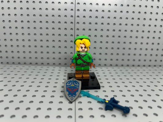 Emerald Blade Hero Custom Block-Style Figure
