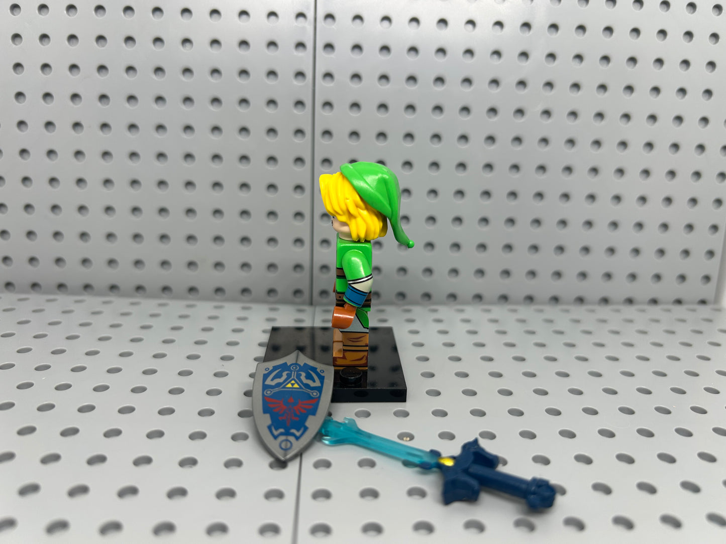 Emerald Blade Hero Custom Minifigure