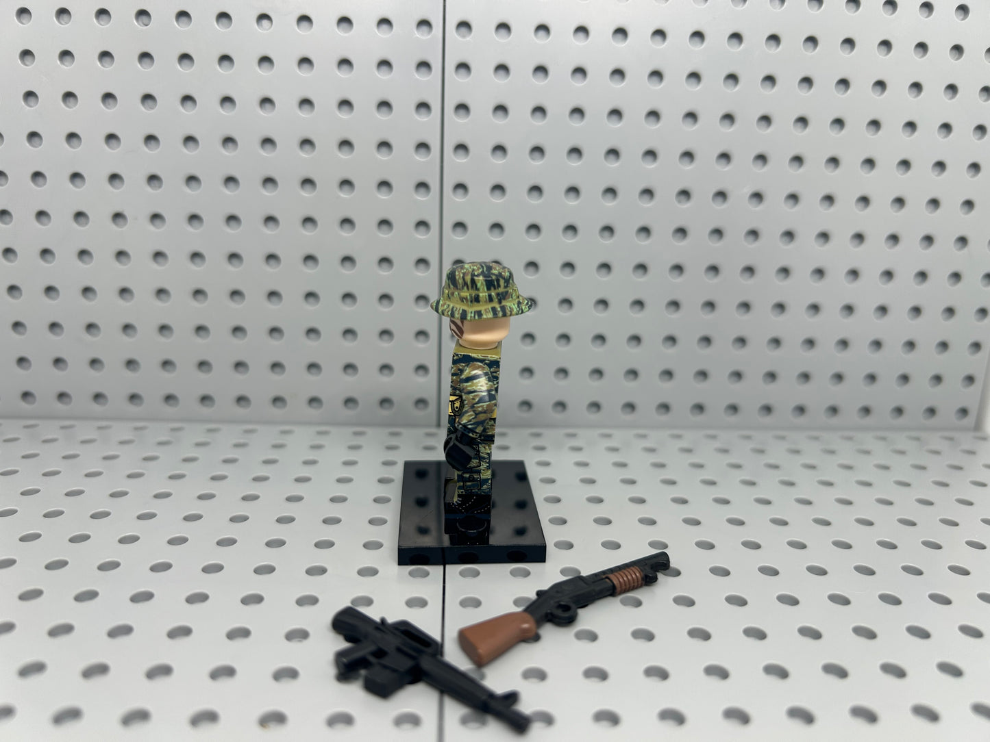 US Vietnam Rifleman Soldier Custom Block-Style Figure