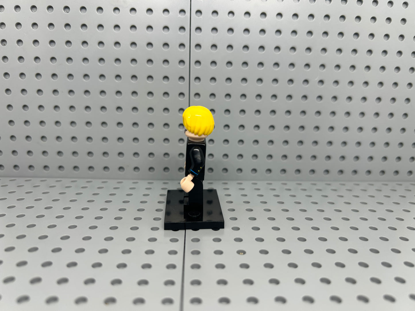 Black Gale Ruler Custom Minifigure