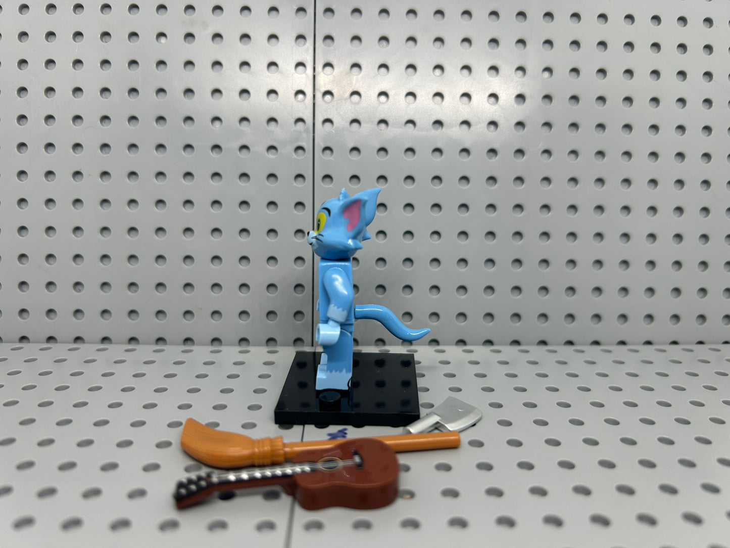 Grayson Paws Custom Minifigure