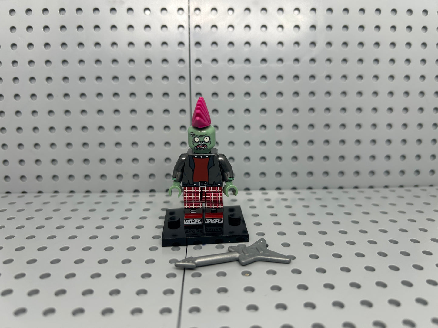 Garden Vs Zombie Guitar Zombie Custom Block-Style Figure