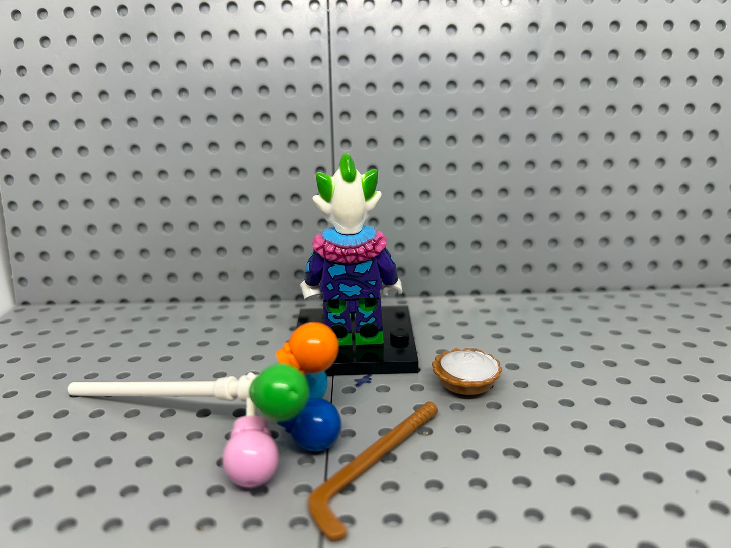 Ringmaster of Ruin Custom Block-Style Figure