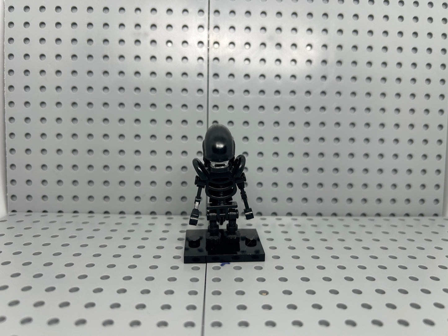 Prime Tracker Custom Block-Style Figure