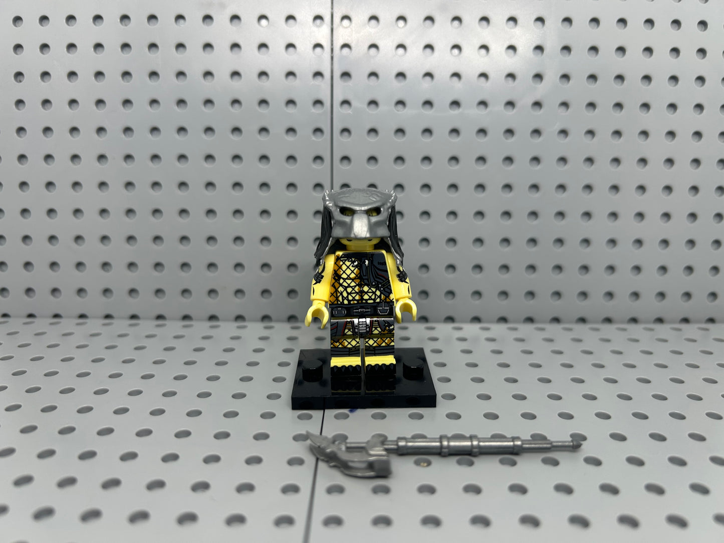 Apex Huntsman Custom Minifigure
