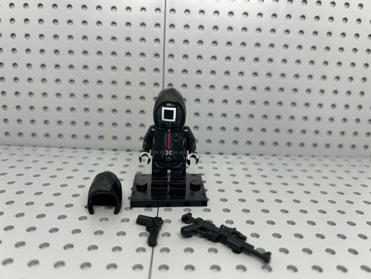 Game Contestant Boss Custom Block-Style Figure