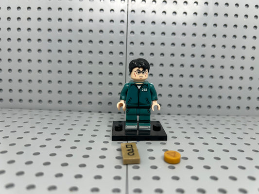 Game Contestant 218 Custom Block-Style Figure