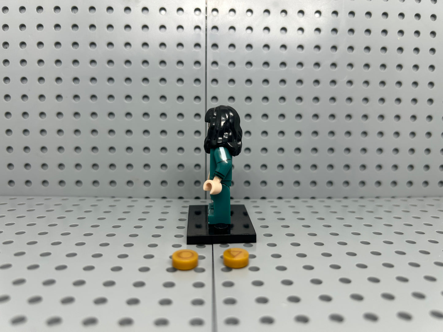 Game Contestant 067 Custom Minifigure
