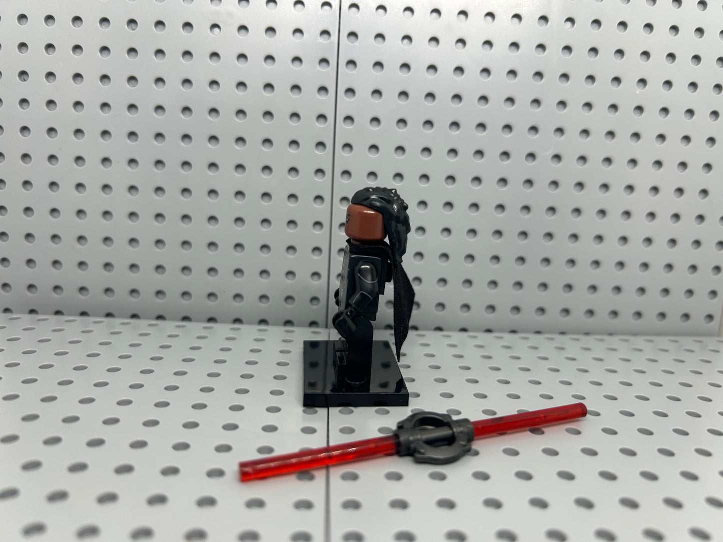 Galactic Enforcer Vayra Custom Block-Style Figure