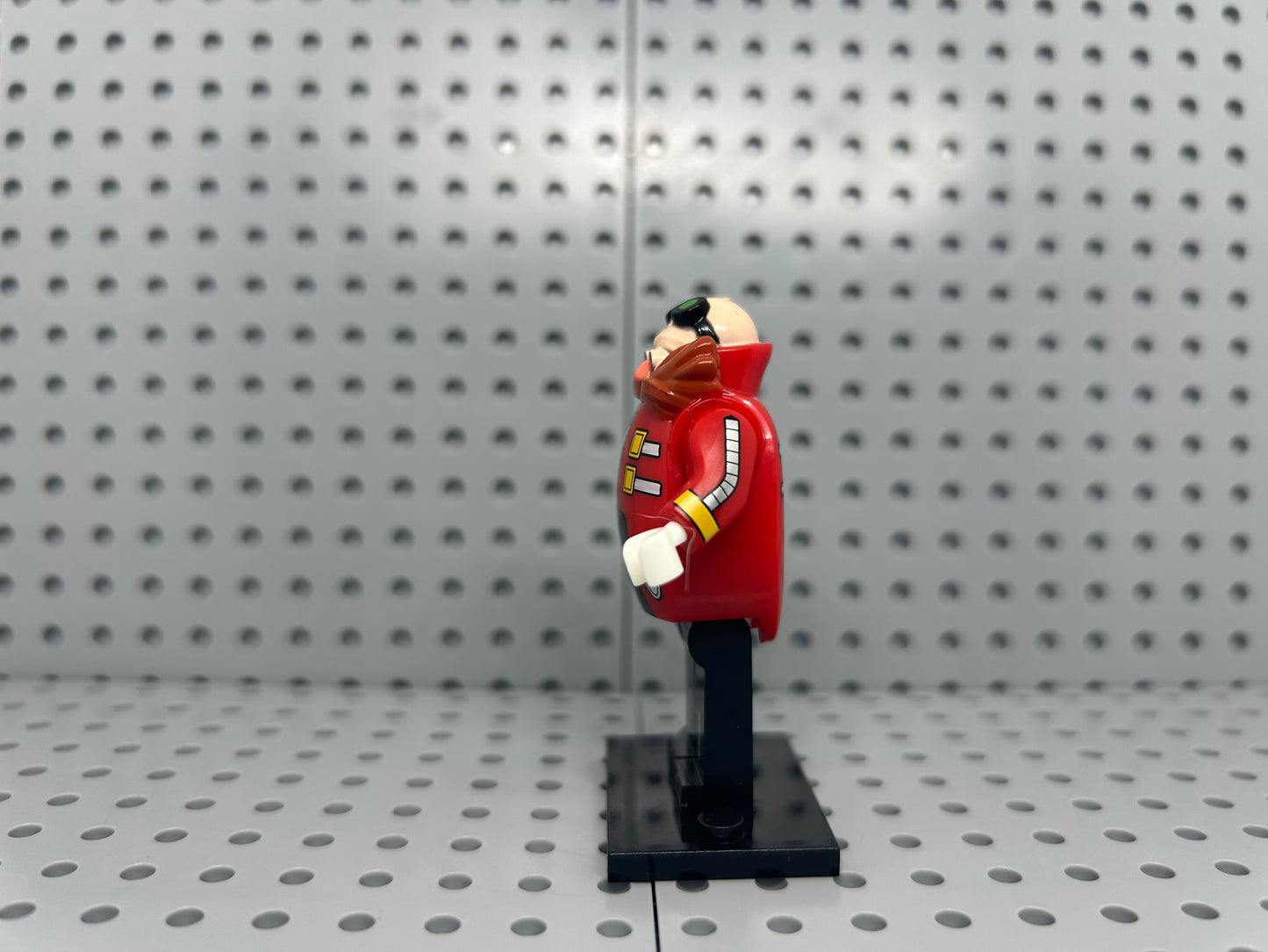Chrome Hedge Striker Custom Minifigure