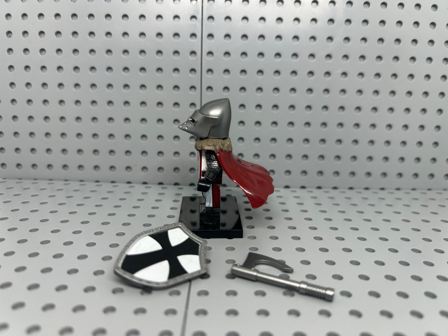 Medieval Knight Custom Block-Style Figure