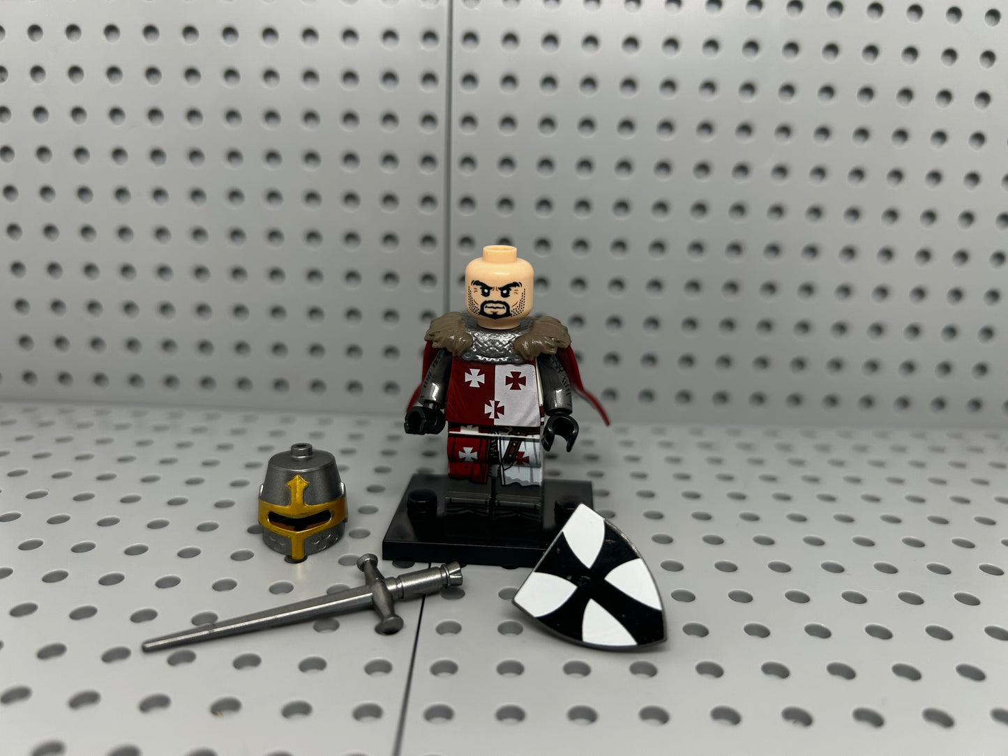 Medieval Knight Custom Block-Style Figure