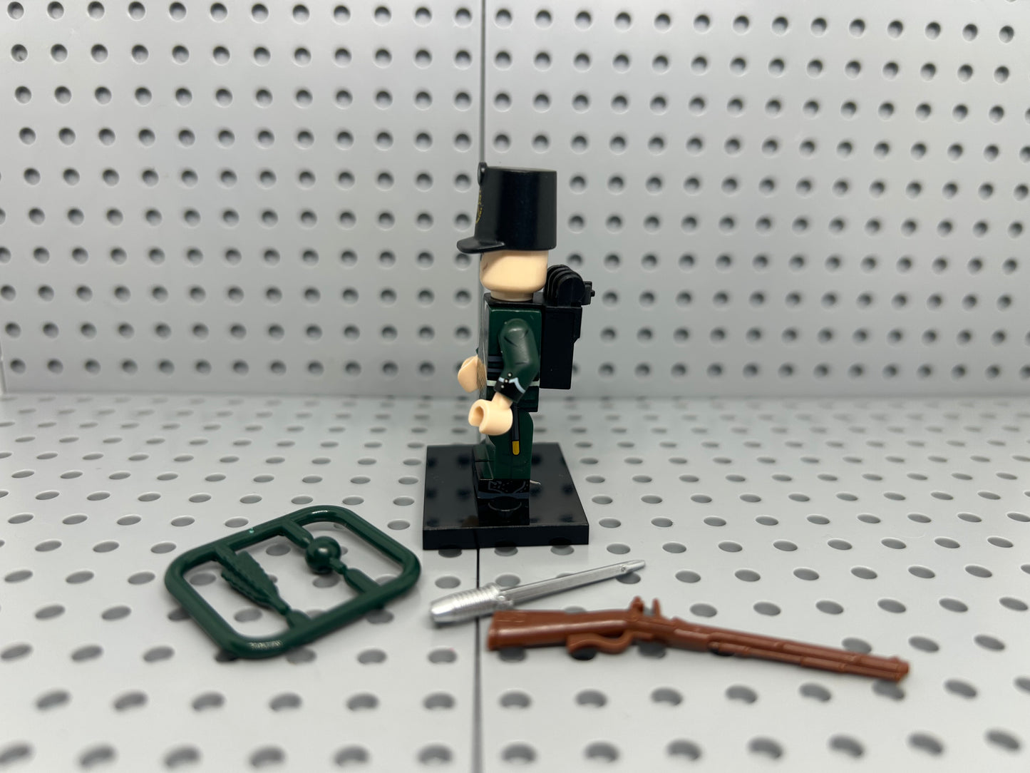 British 95th Regiment Custom Block-Style Figure