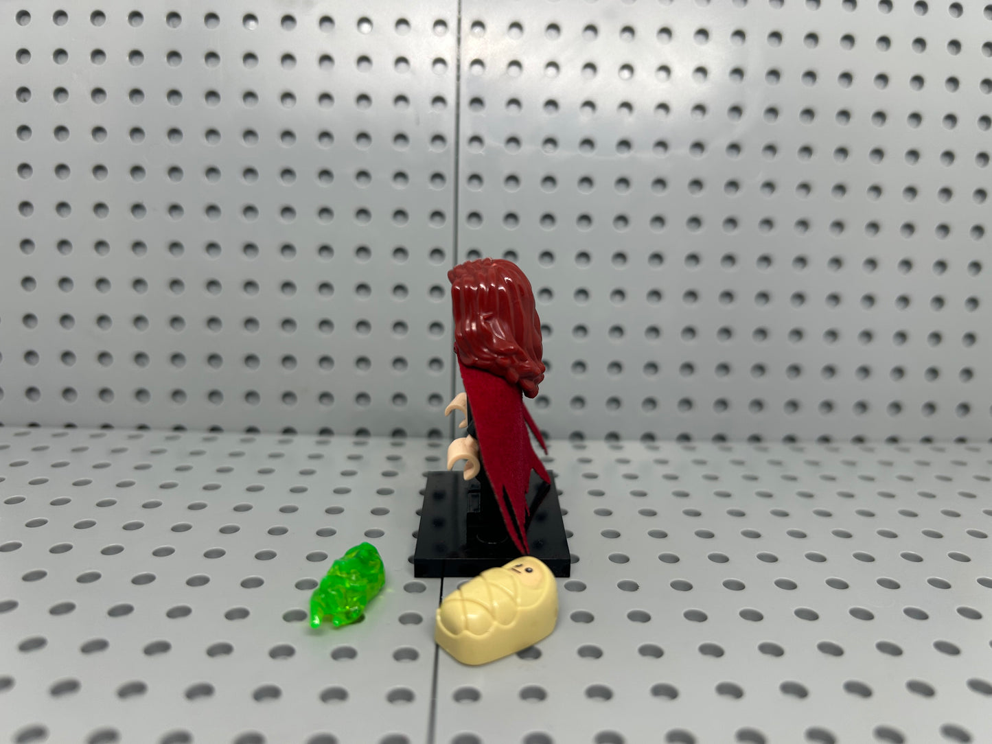 Inferna Queen Custom Block-Style Figure