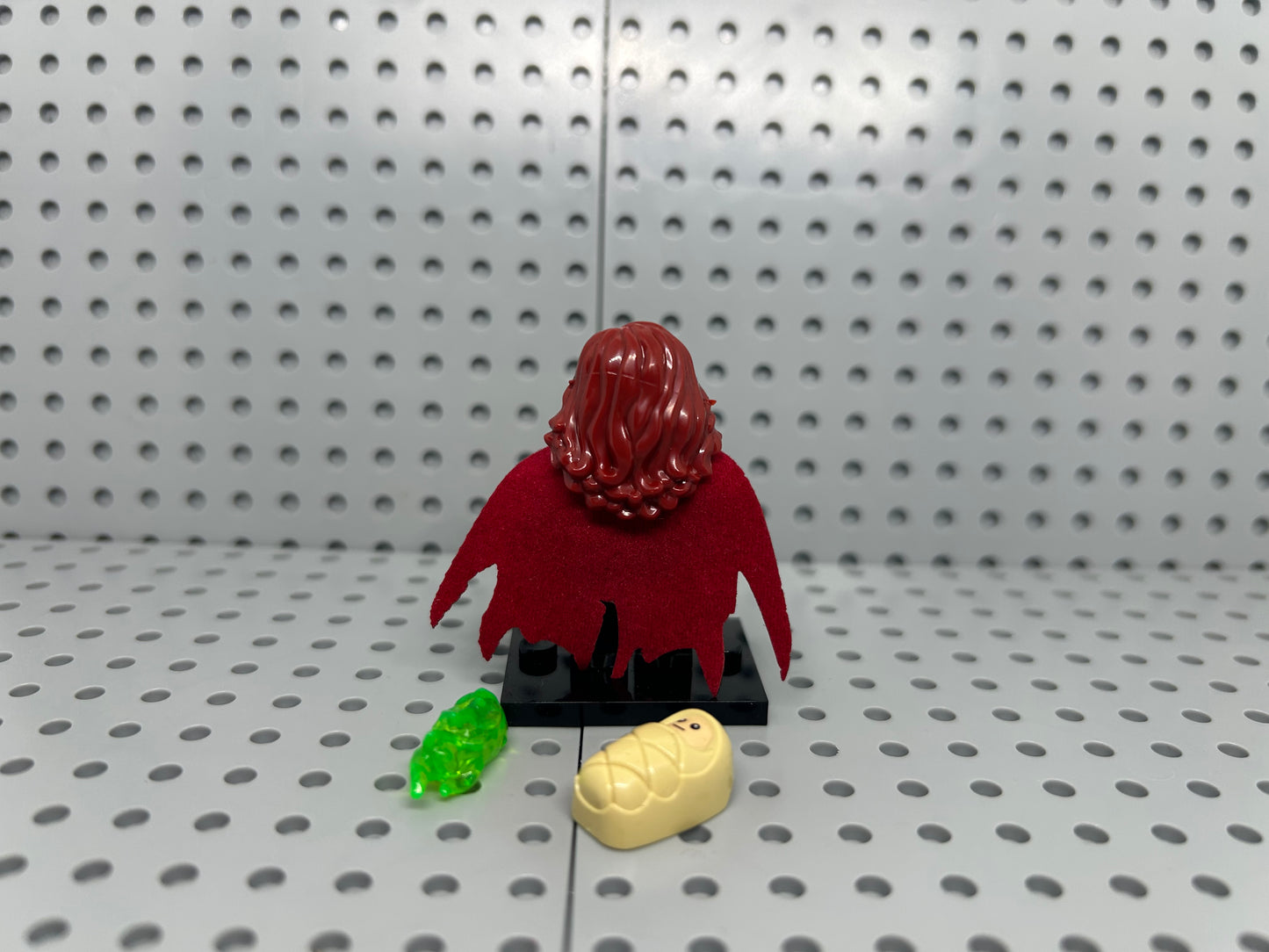 Inferna Queen Custom Block-Style Figure