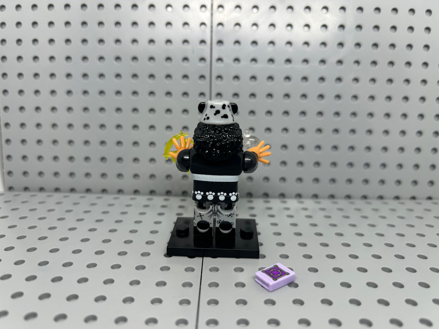 Ultra Aura Fighter Custom Block-Style Figure