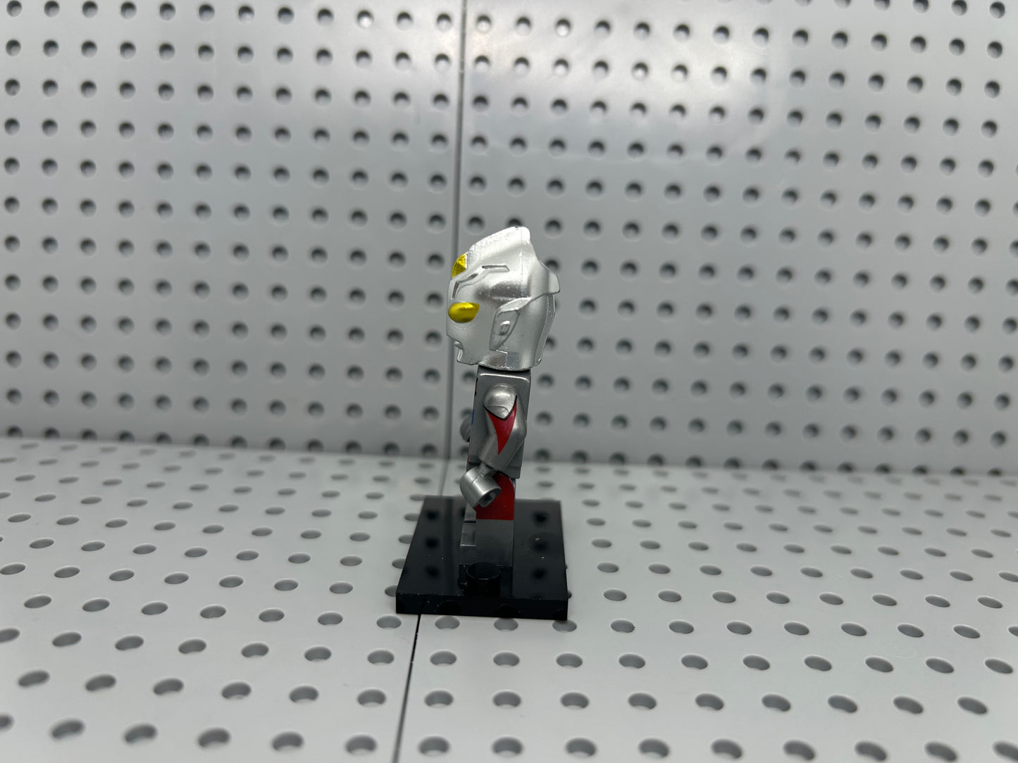 Galaxy Defender Custom Block-Style Figure