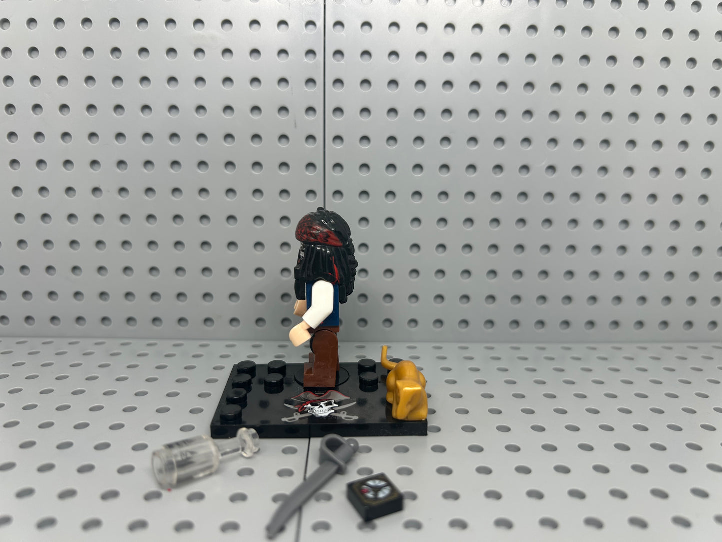 Caribbean Trickster Captain Custom Block-Style Figure