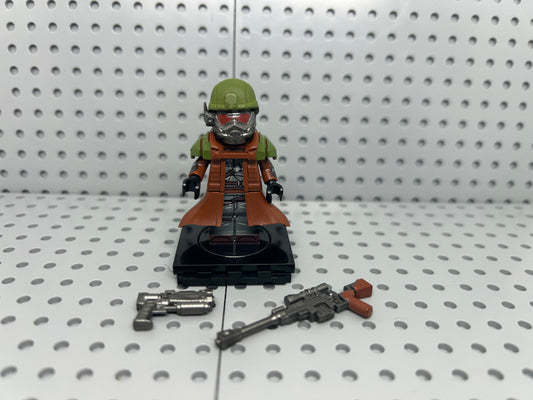 Desert Wasteland Ranger Custom Block-Style Figure