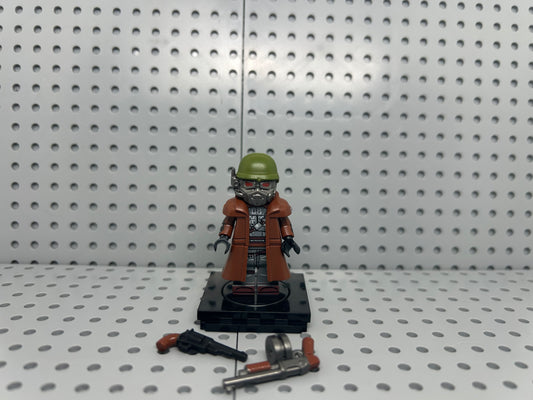 Mojave Wasteland Scout Custom Block-Style Figure