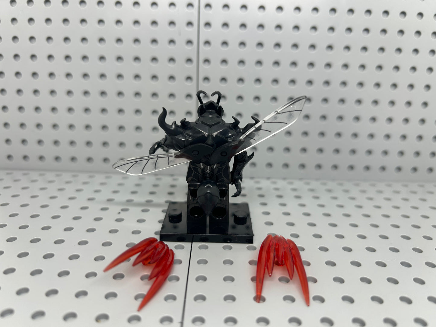 Shadow Hive King Custom Block-Style Figure