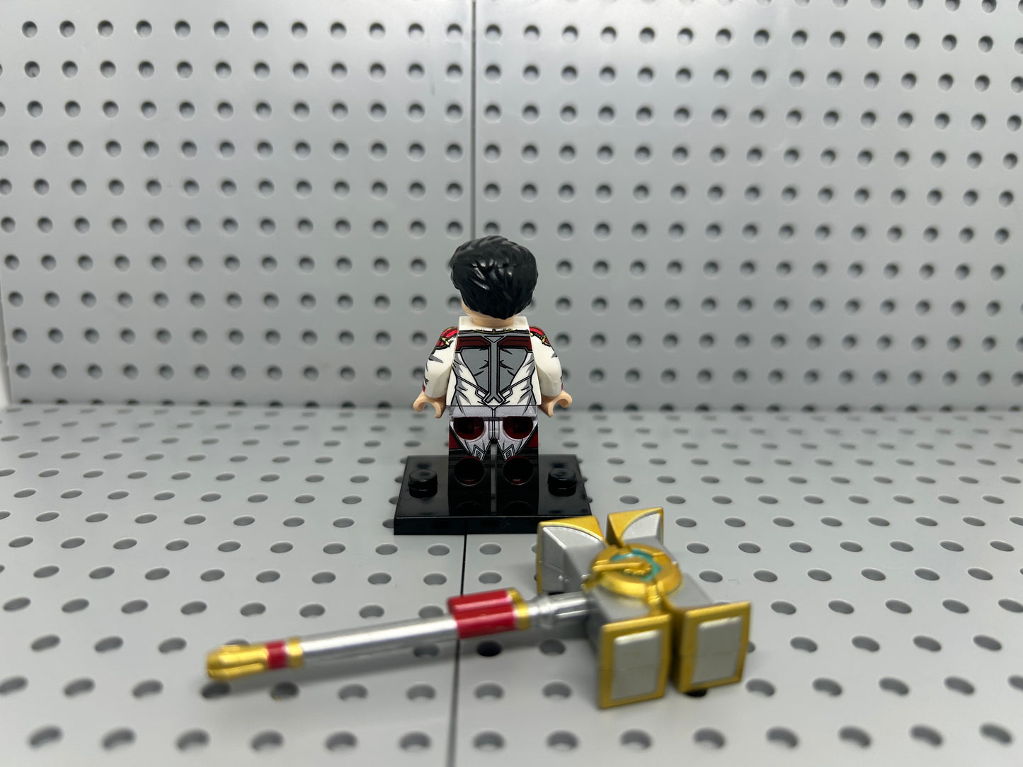 Hex Hammer Guardian Custom Block-Style Figure